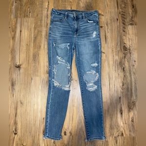 American Eagle Super Hi Rise Jeggings Size 10 Distressed